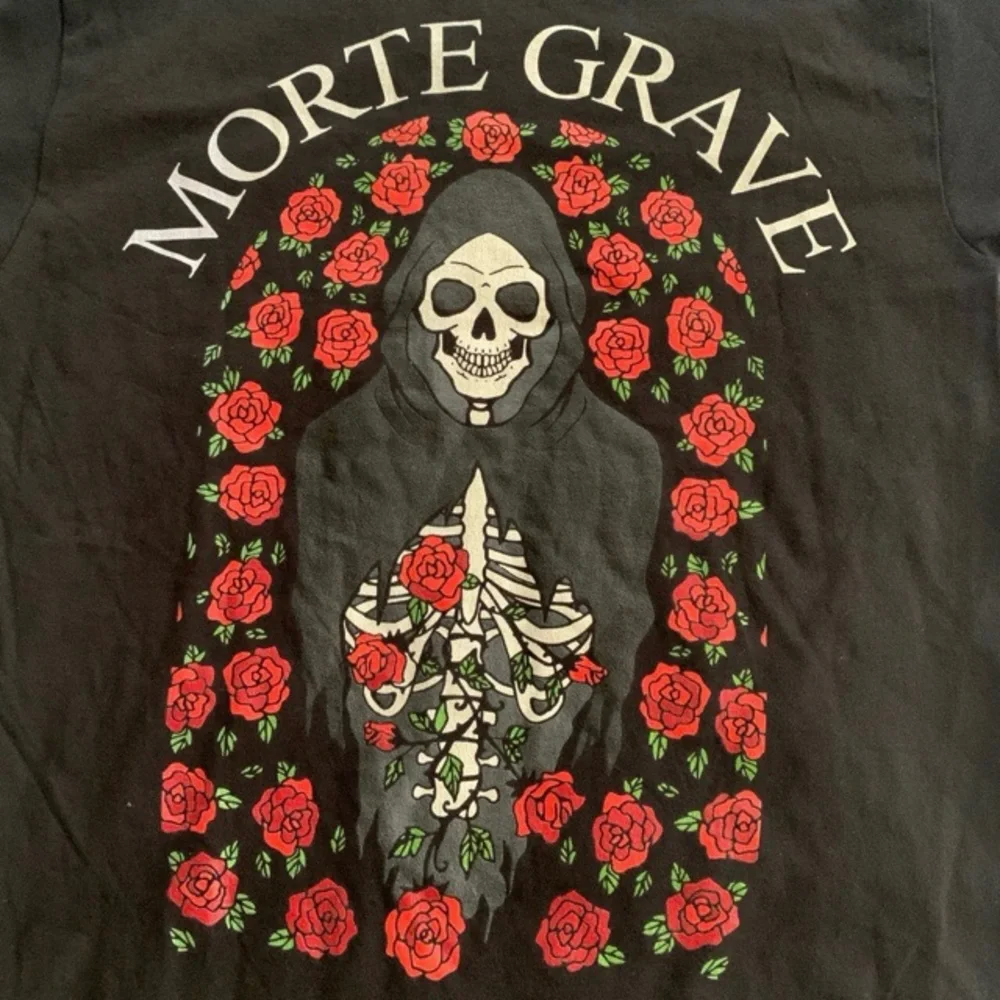 Spencer’s Morte Grave Short Sleeve - Picture 1 of 6